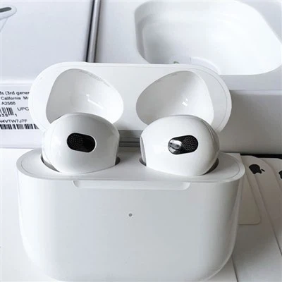 Prostorne audio Airpods slušalice 3